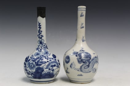 Two Chinese Blue and White Porcelain Long Neck Vases