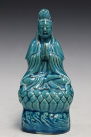 Chinese Turquoise Glazed Guanyin Porcelain Statue