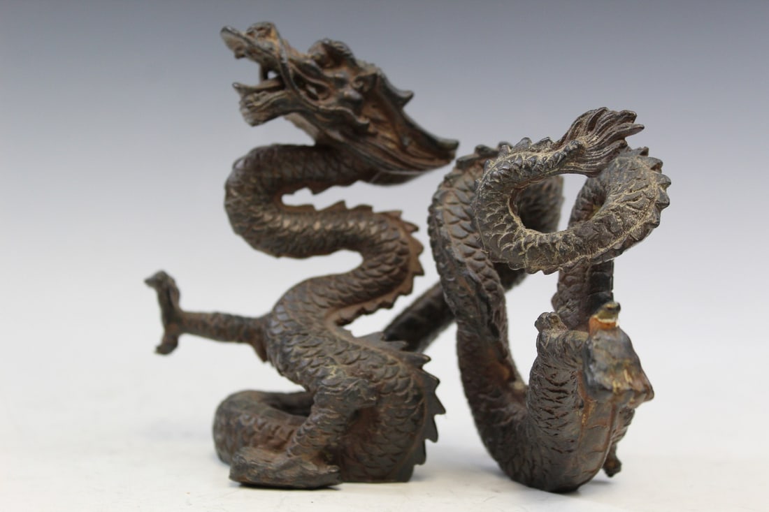 Metal Dragon Statue (1 of 7)