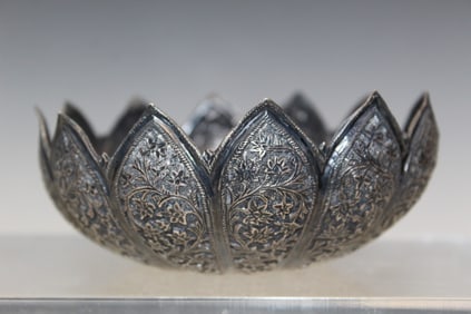Indian Silver Color Flower-shaped Metal Bowl