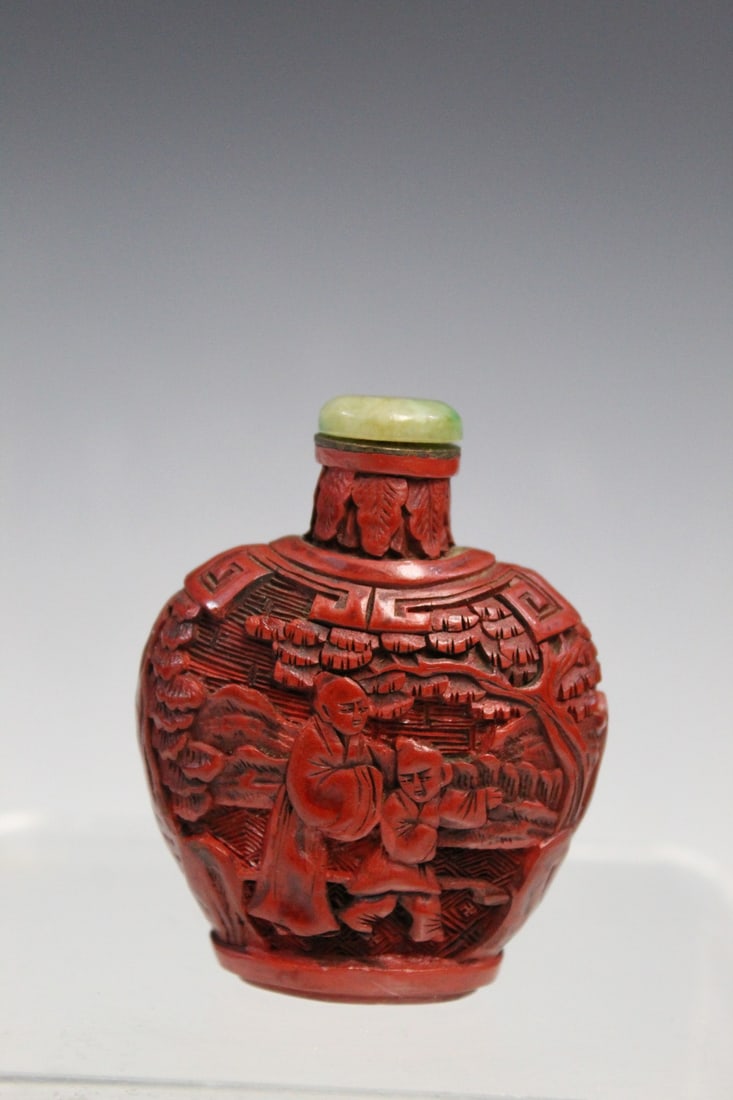 Chinese Cinnabar Lacquer Snuff Bottle (1 of 4)