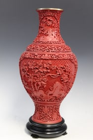 Chinese Red Flower Vase