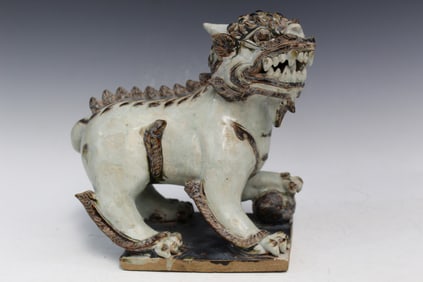 Chinese Celadon Foo Dog Statue, Ming period.