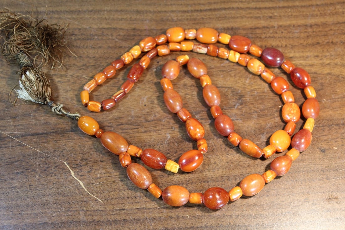 Antique Amber Necklace (1 of 7)