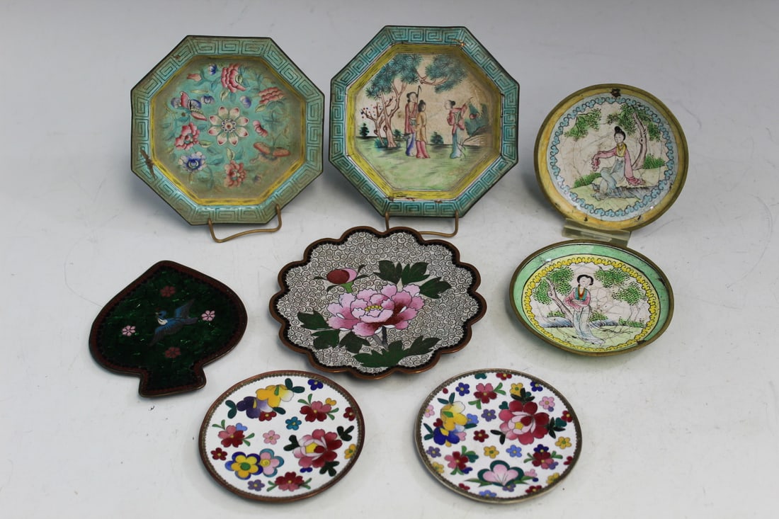 Group of Chinese Enameled Small Dishes (1 of 7)
