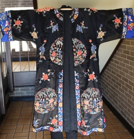 Chinese Silk Embroidery Robe