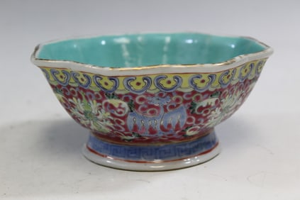 Chinese Famille Rose Porcelain Bowl
