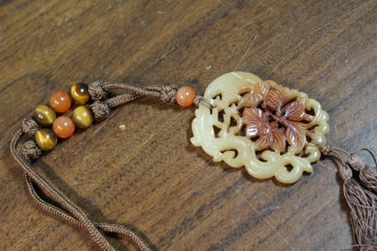 Chinese necklace with jade pendant