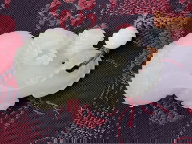 Chinese jade carving