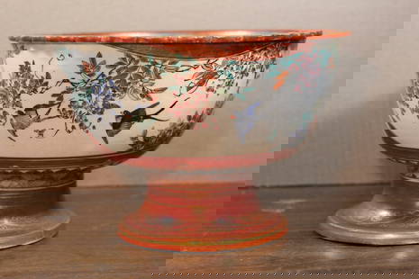 Japanese Satsuma porcelain bowl: Japanese Satsuma porcelain bowl. H 16 cm. Diam 31 cm.