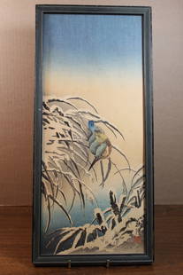Kingfisher Atop Snowladen Reeds, Narazaki Eisho (1864-1936), Japanese woodblock print.: Kingfisher Atop Snowladen Reeds, Narazaki Eisho (1864-1936), Japanese woodblock print. . Print size 36 x 16 cm