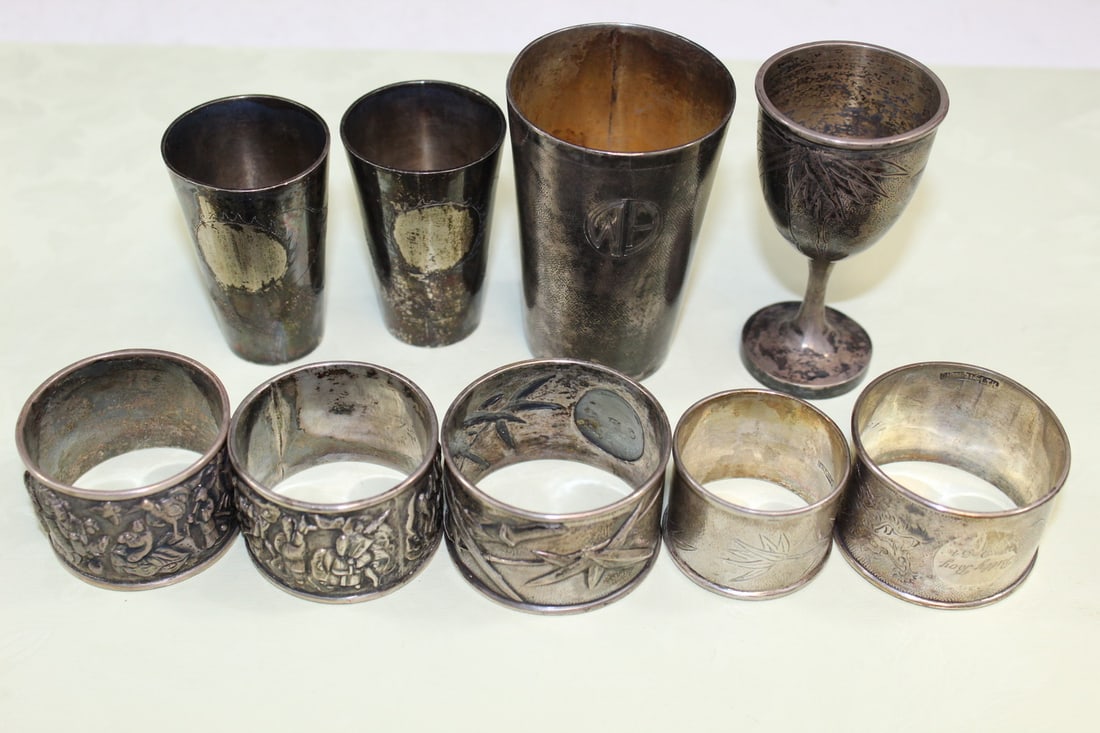 Group of Chinese Export Silver Wine Cups and Napkin Rings: Group of Chinese Export Silver Wine Cups and Napkin Rings. Total Weight 338.7 g. Largest diam 5 cm. Cup H 7.