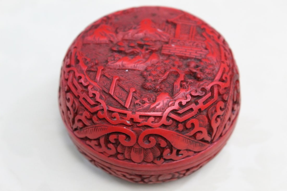 Chinese Red Lacquered Box (1 of 6)