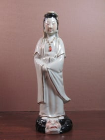 Chinese Porcelain Guanyin Statue