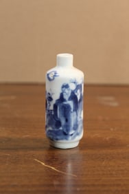 Chinese Blue and White Porcelain Snuff Bottle