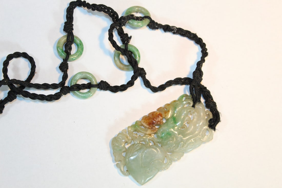 Chinese Carved Jadeite: Chinese Carved Jadeite. Size 7 x 3.5 cm
