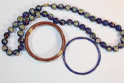 Chinese cloisonne bead necklace and two cloisonne bangles