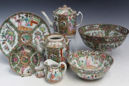 Group of Eight Chinese Rose Medallion Porcelain Items
