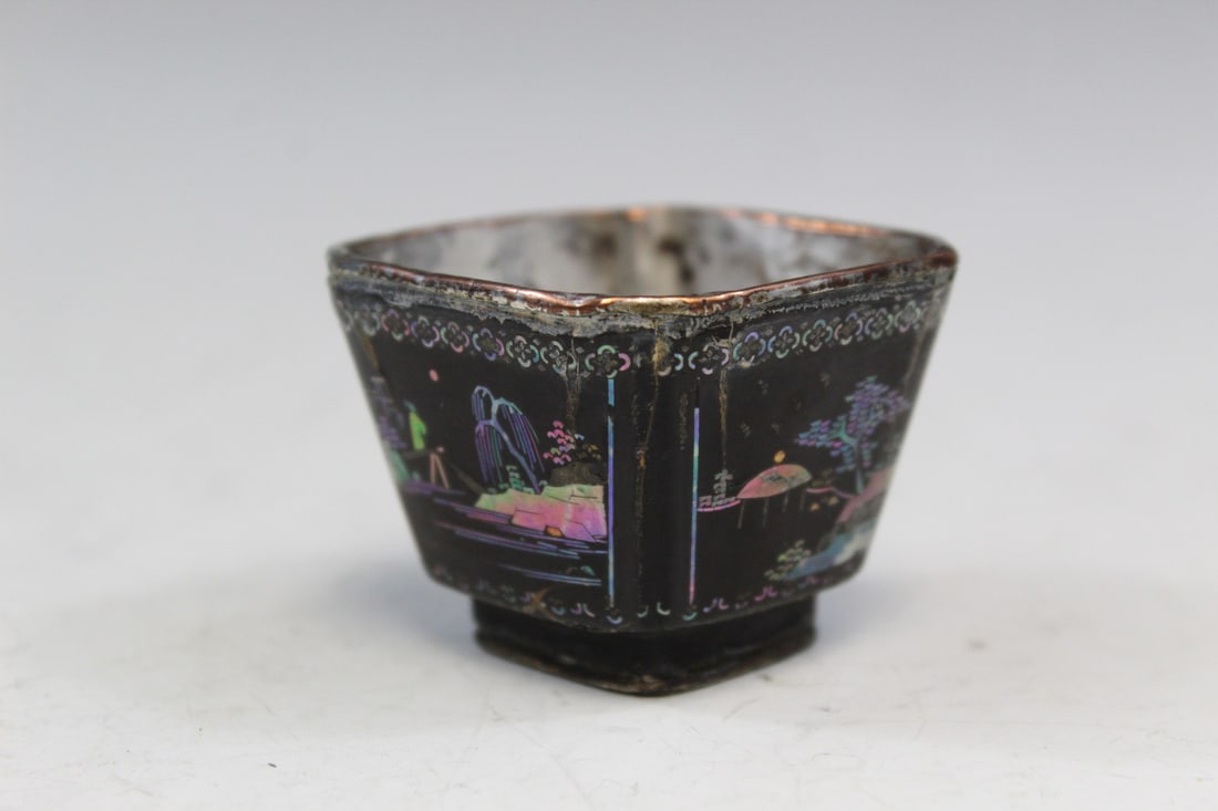 Chinese Lac Burgaute Wine Cup, Kangxi Period.: Chinese Lac Burgaute Wine Cup, Kangxi Period.. 5x5x4 cm, As Is.