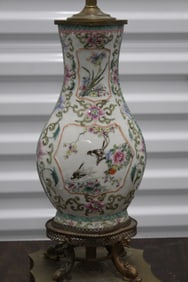 Chinese Famille Rose Porcelain Vase Lamp