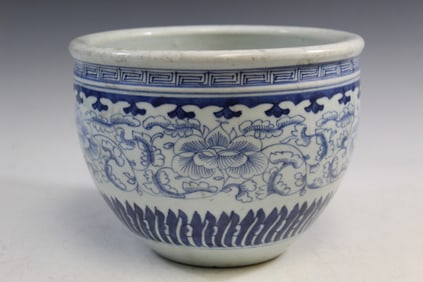 Chinese Blue and White Porcelain Jardiniere