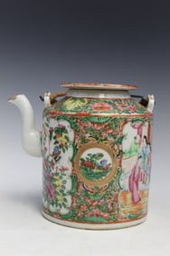Chinese Rose Medallion Porcelain Teapot