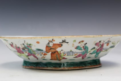 Chinese Famille Rose Porcelain Dish