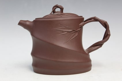 Chinese Yixing Teapot.