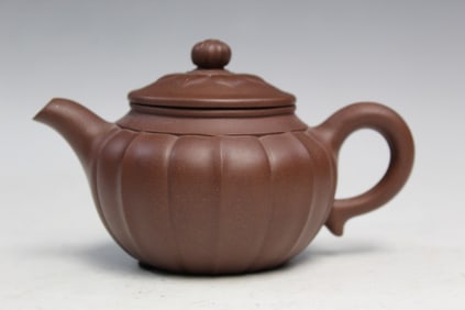Chinese Yixing Teapot.