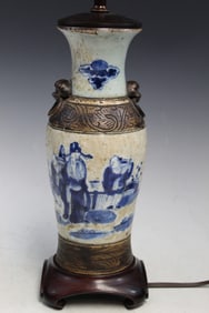 Chinese Blue and White on Crackle Glaze Porcelain Vase Lamp