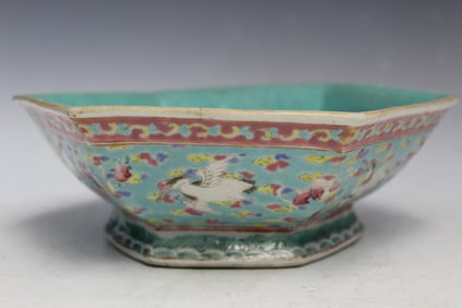 Chinese Famille Rose Porcelain Bowl