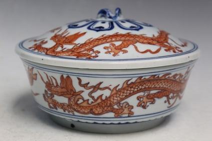 Chinese Blue and White Porcelain Covered Bowl with Iron Red Dragon Decorations