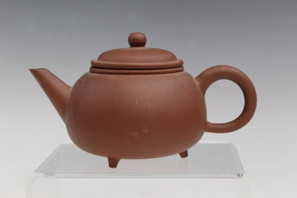 Small Chinese Yixing Teapot