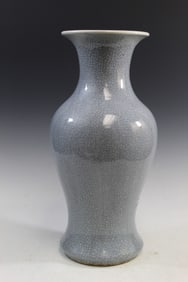 Chinese Crackle Glaze Porcelain Vase