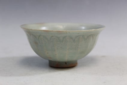 Chinese Celadon Glazed Pottery Bowl