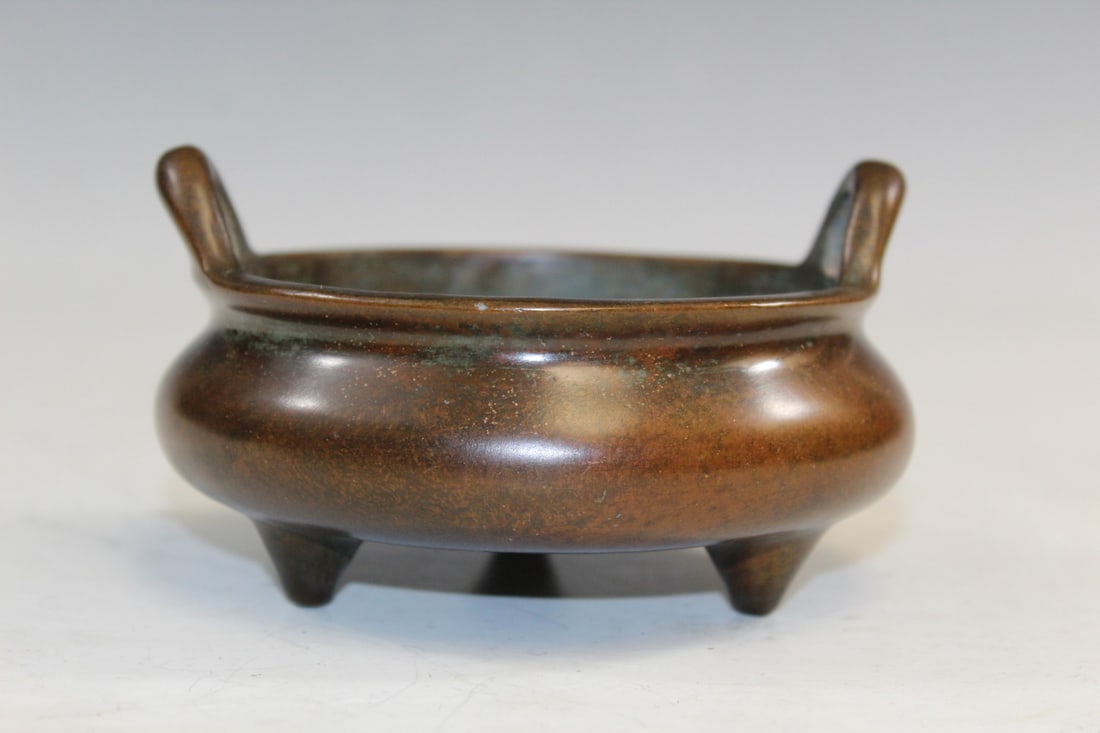 Chinese Bronze Incense Burner: Chinese Bronze Incense Burner' Diam 13 cm