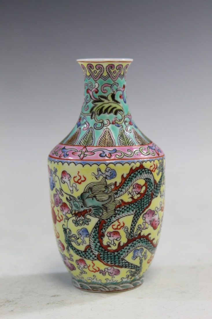 Chinese Egg Shell Famille Rose Porcelain Small Vase: Chinese Egg Shell Famille Rose Porcelain Small Vase' H 9 cm.