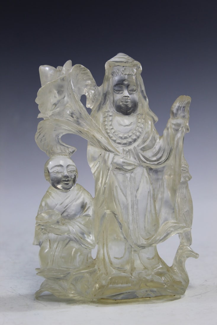 Chinese Glass Guanyin Statue: Chinese Glass Guanyin Statue. H 16 cm.