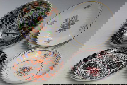 Six Porcelain Dishes