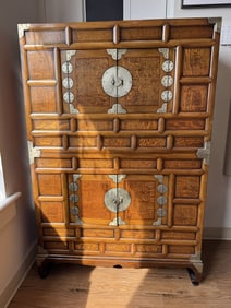 Korean cabinet