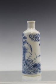 Chinese Blue and White Porcelain Snuff Bottle