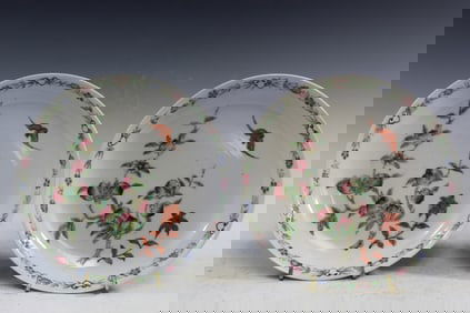 Pair of Chinese Famille Rose Porcelain Dishes