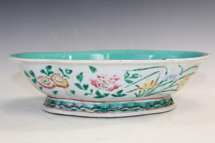 Chinese Famille Rose Porcelain Bowl