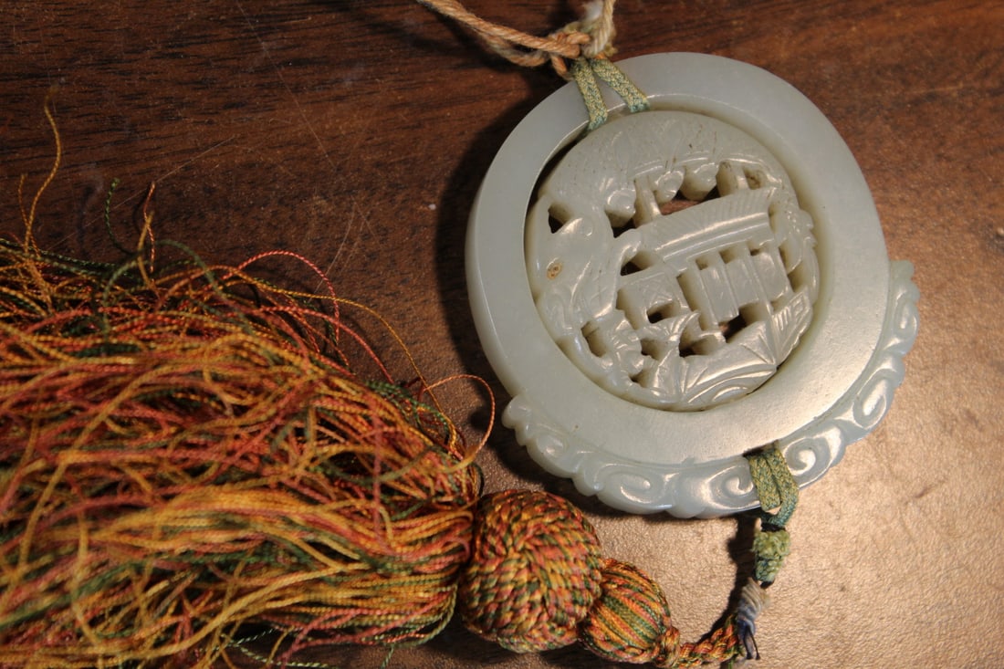 Chinese Carved Jade Toggle (1 of 6)