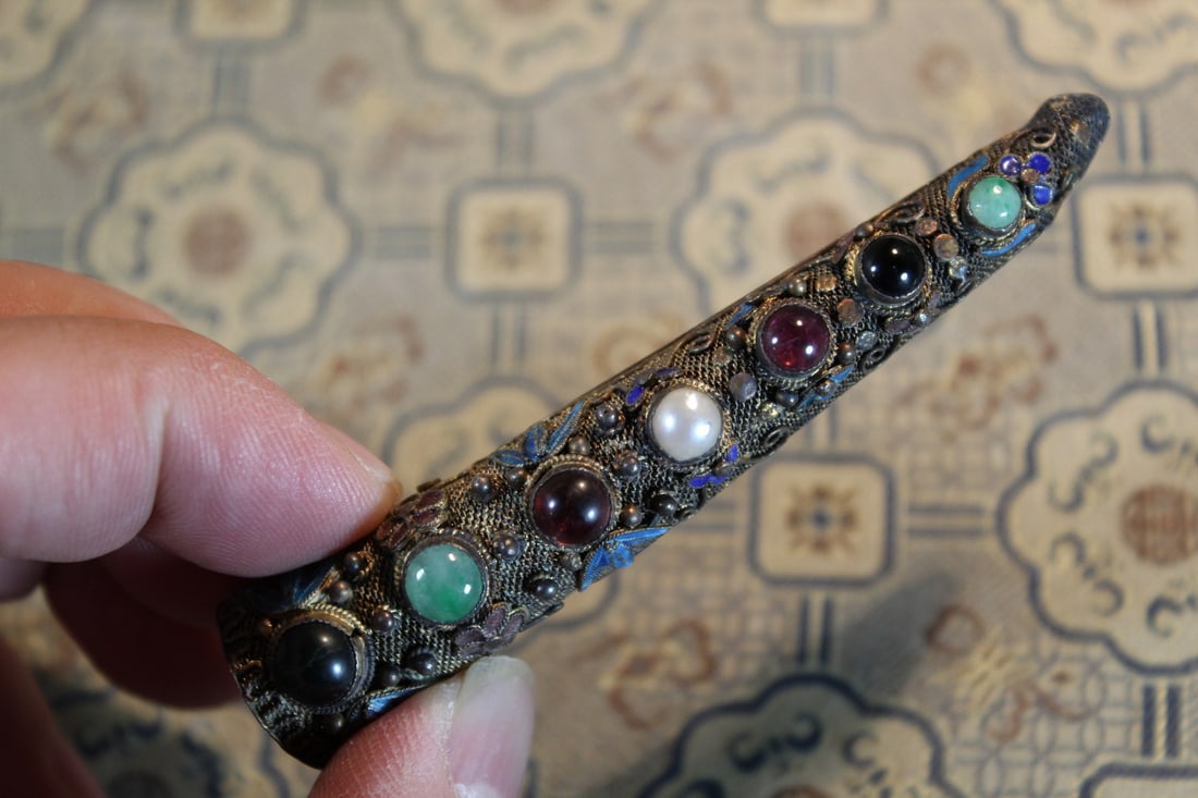 Chinese Silver Nail Protector with Precious Stone Inlaid. (1 of 3)