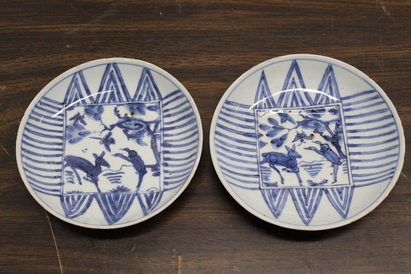 Pair of Chinese Blue and White Porcelain Dishes, Ming Dynasty (1 of 7)