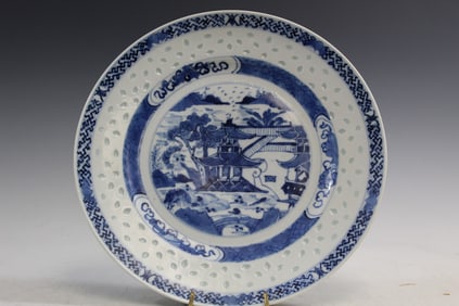 Chinese Export Blue and White Porcelain Dish
