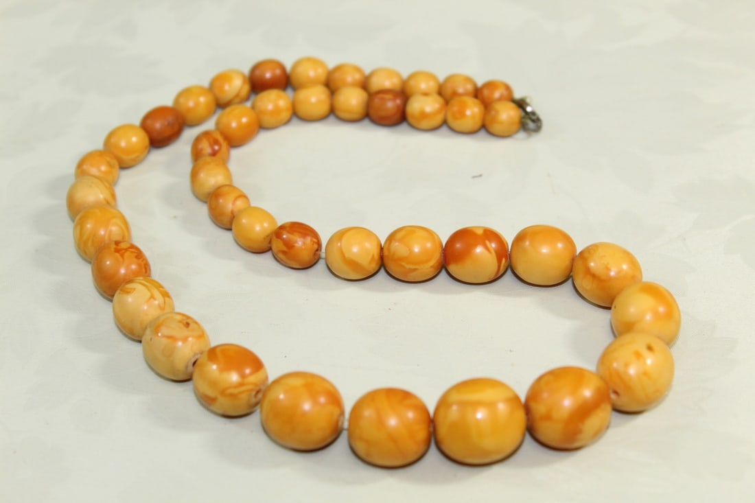 Natural Amber Beads Necklace (1 of 6)