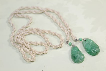 Chinese Seed Pearl Beads Necklace with Carved Jadeite Pendants.