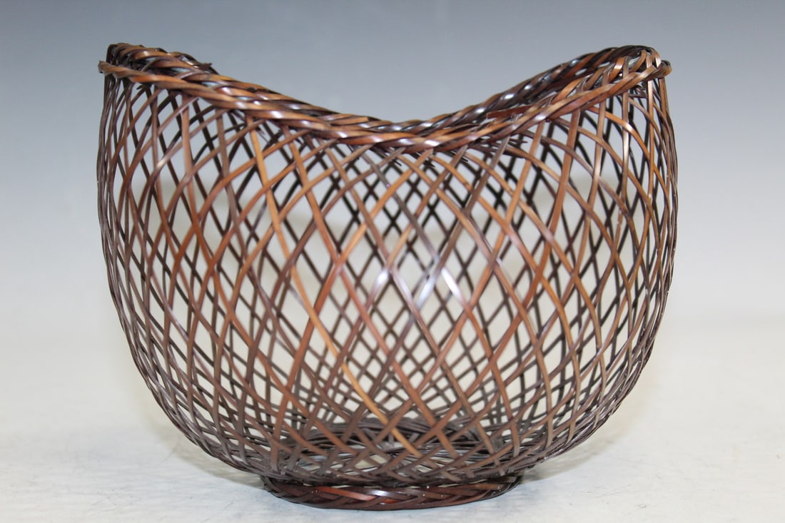Japanese Bamboo Ikebana Basket: Japanese Bamboo Ikebana Basket. 17x16x14 cm. As Is.